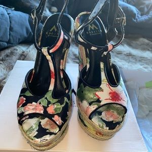 Floral wedges size 9